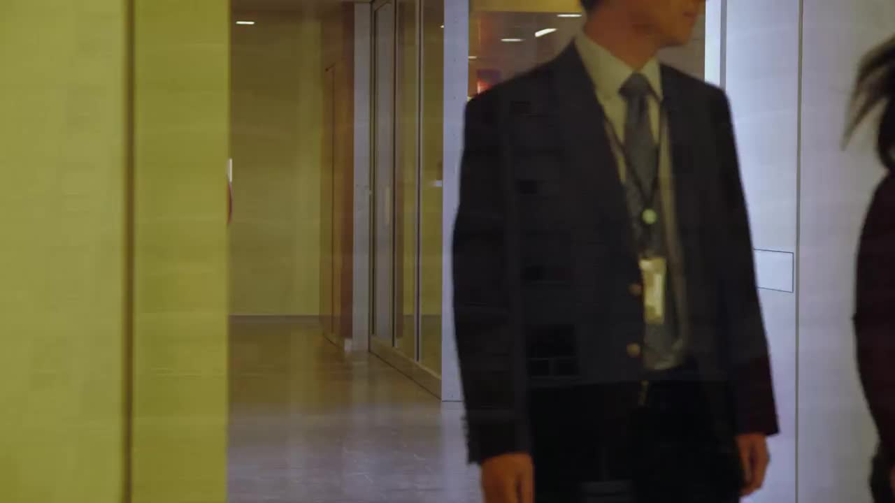 通过独立生活解决无家可归、心理健康问题