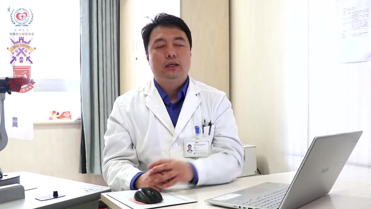 田磊-得了白内障之后的症状